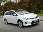Toyota Auris Touring Sports Hybrid 2013 года (UK)